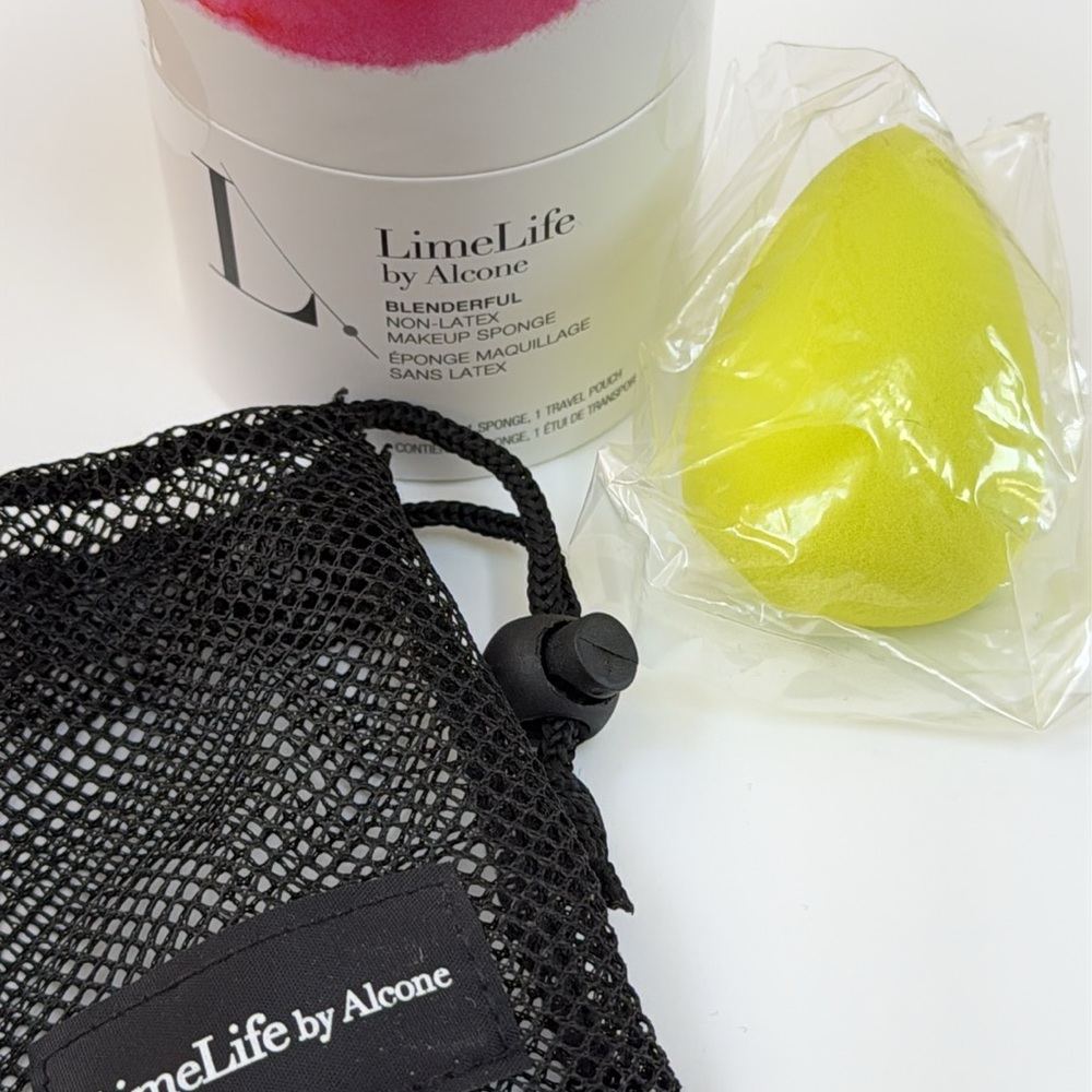 LIMELIFE— Blenderful Non-Latex Makeup Sponge